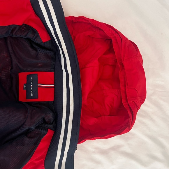 Tommy Hilfiger light jacket - Picture 10 of 11
